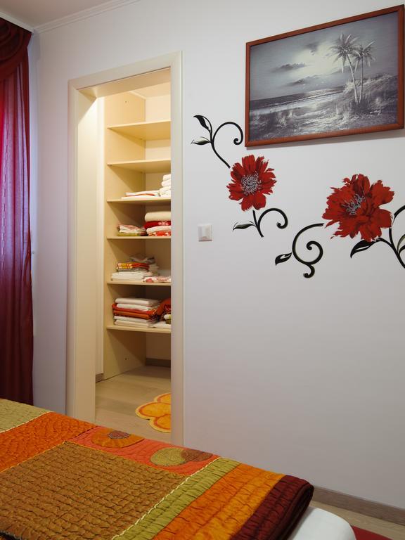 Avama view apartments Podstrana Buitenkant foto
